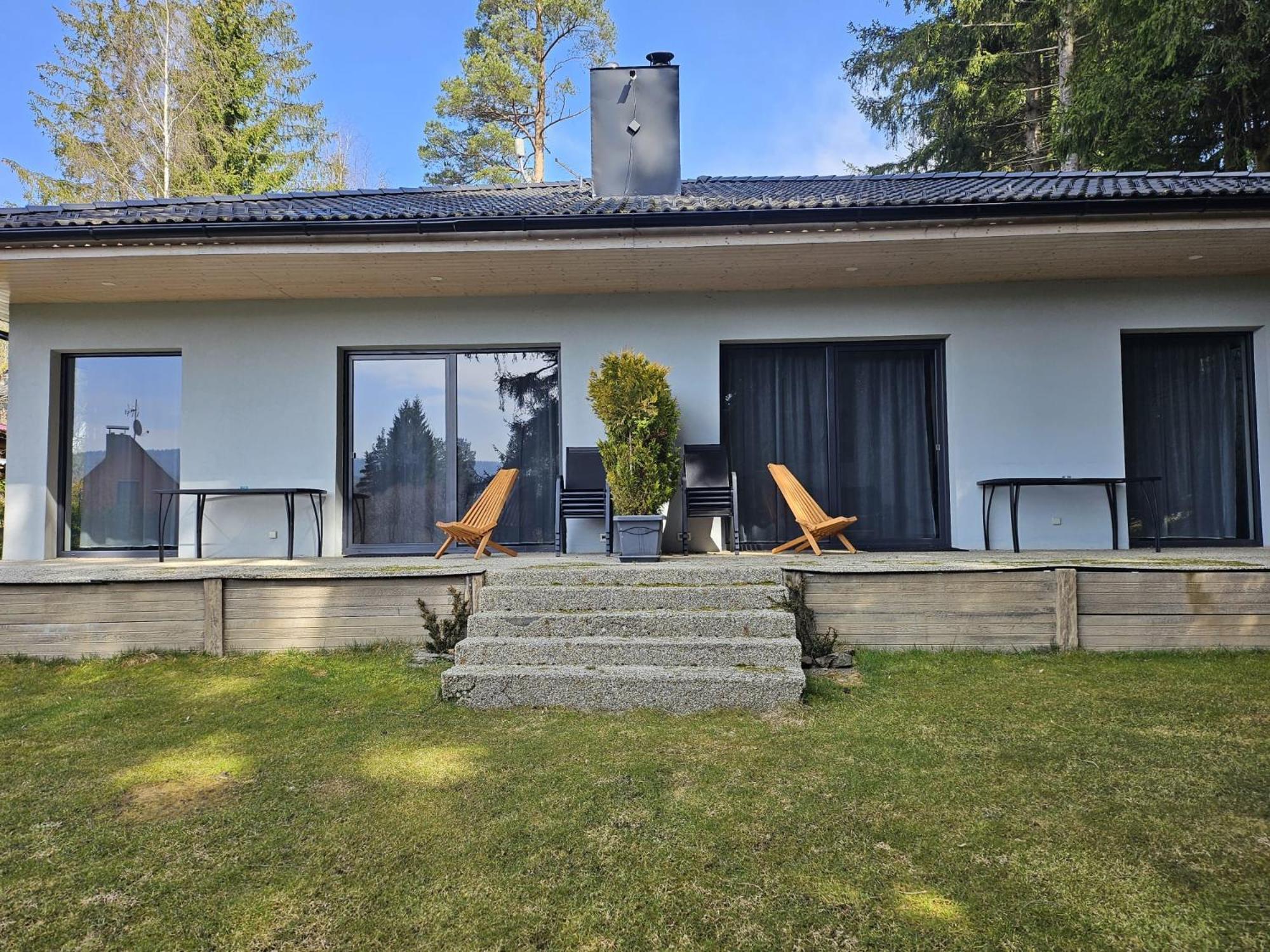 Apartmany Lipnoczech 弗林布尔克 外观 照片